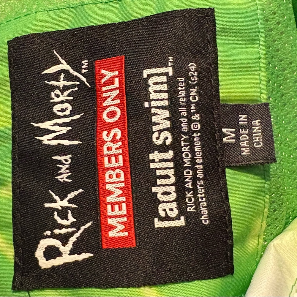 NWT Rick and Morty Members Only Bomber Jacket Green Portal Graphic Full Zip M - Picture 11 of 15